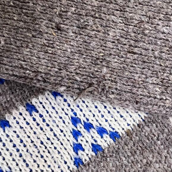 Vintage Nordic Fair Isle Pattern Ski Holiday Crewneck Sweater Geometric Knit L - Picture 6 of 9